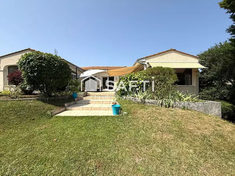 Maison, 185 m²