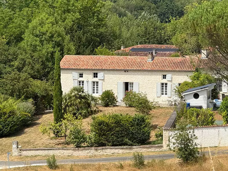 Maison, 195 m²