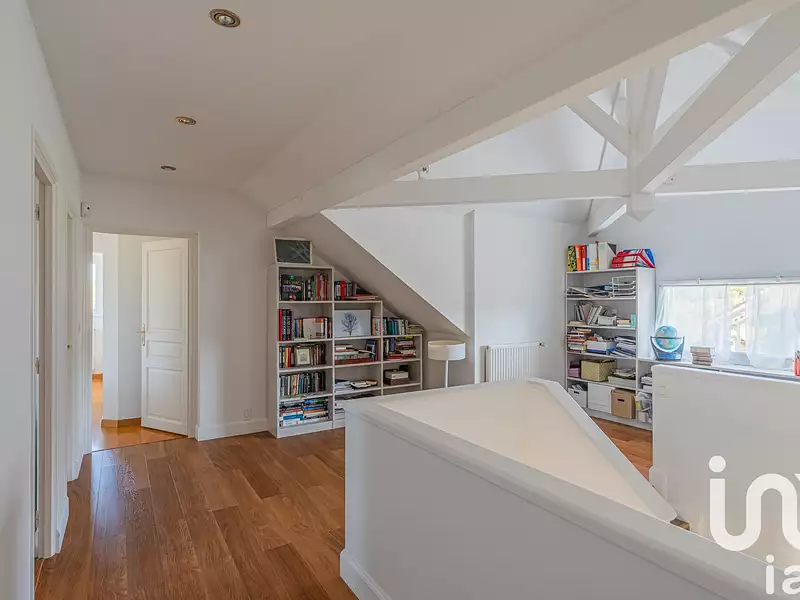 Maison, 300 m²