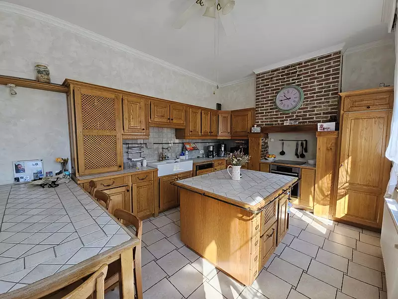 Maison, 208 m²