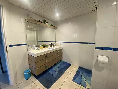 Maison, 215 m²