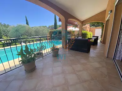 Maison, 155 m²