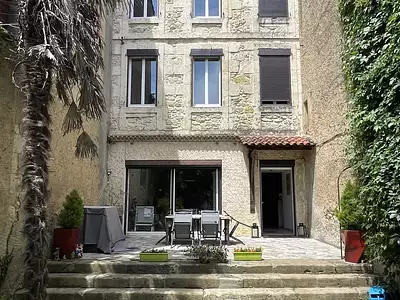 Maison, 368 m²