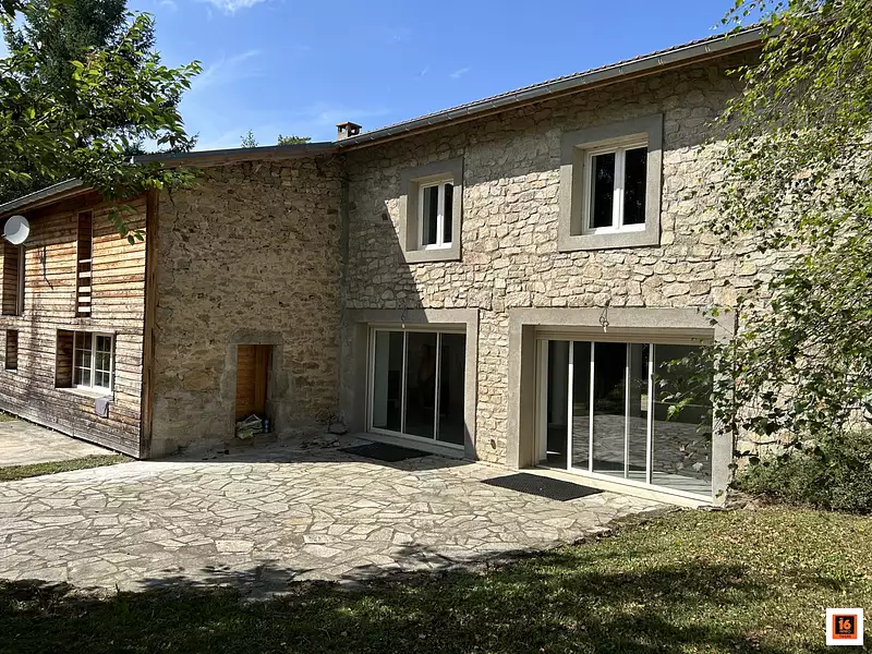 Maison, 195 m²