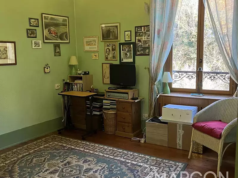 Maison, 166 m²