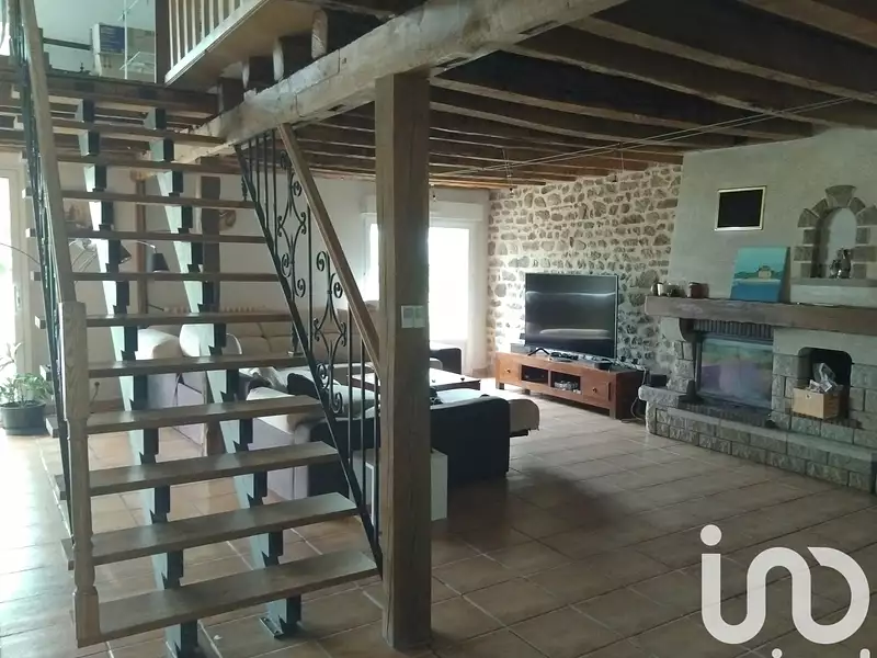 Maison, 283 m²