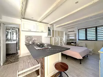 Maison, 210 m²