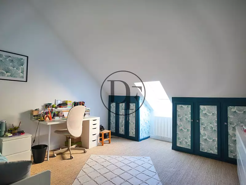 Maison, 278 m²