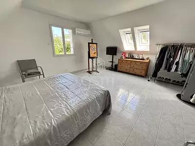 Maison, 168 m²