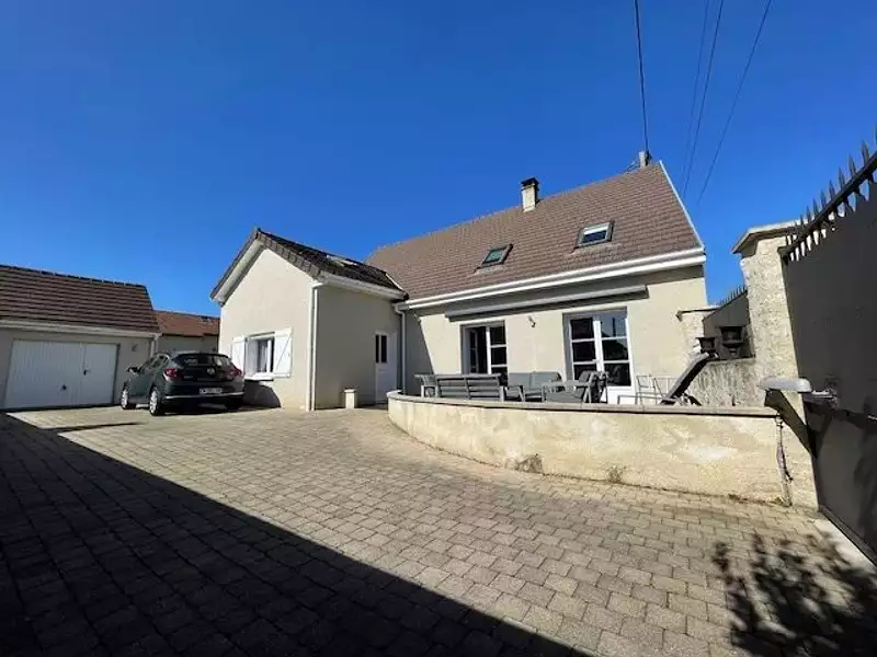 Maison, 175 m²