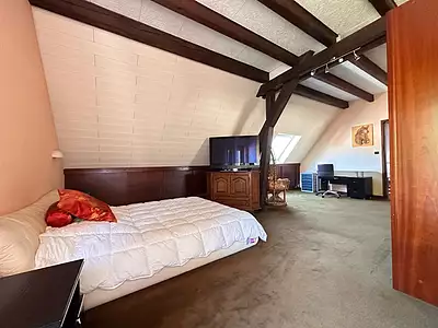 Maison, 250 m²