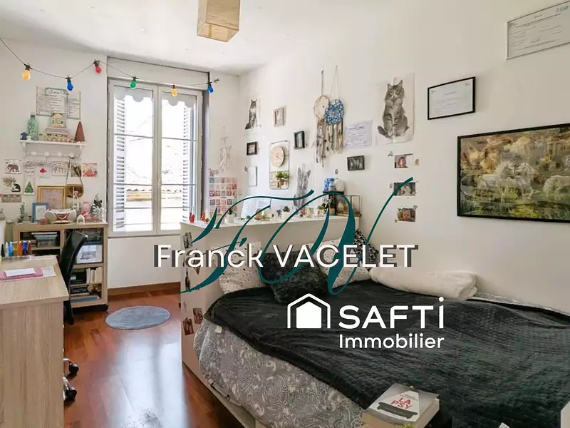 Maison, 222 m²
