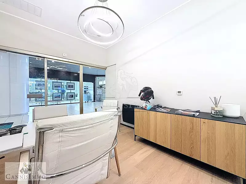 Divers, 70 m²
