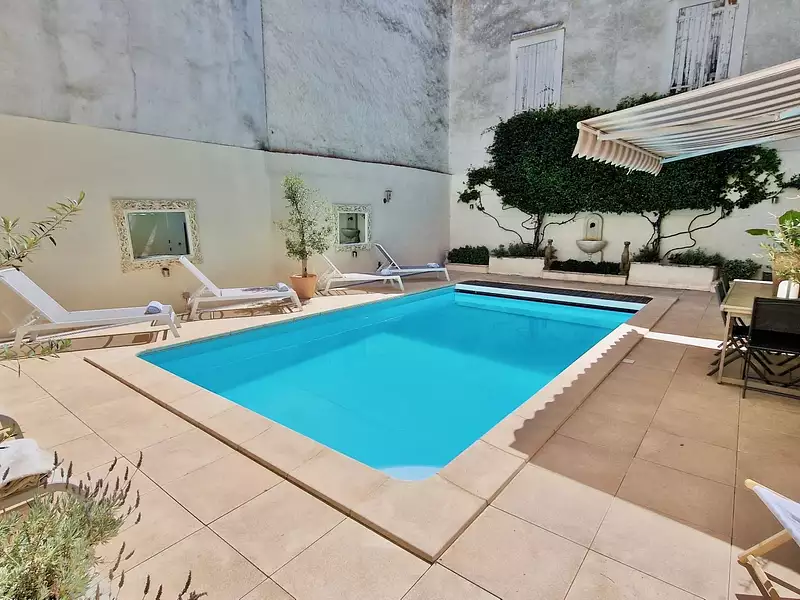 Maison, 220 m²