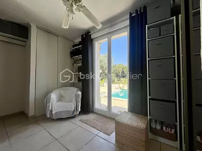 Maison, 180 m²