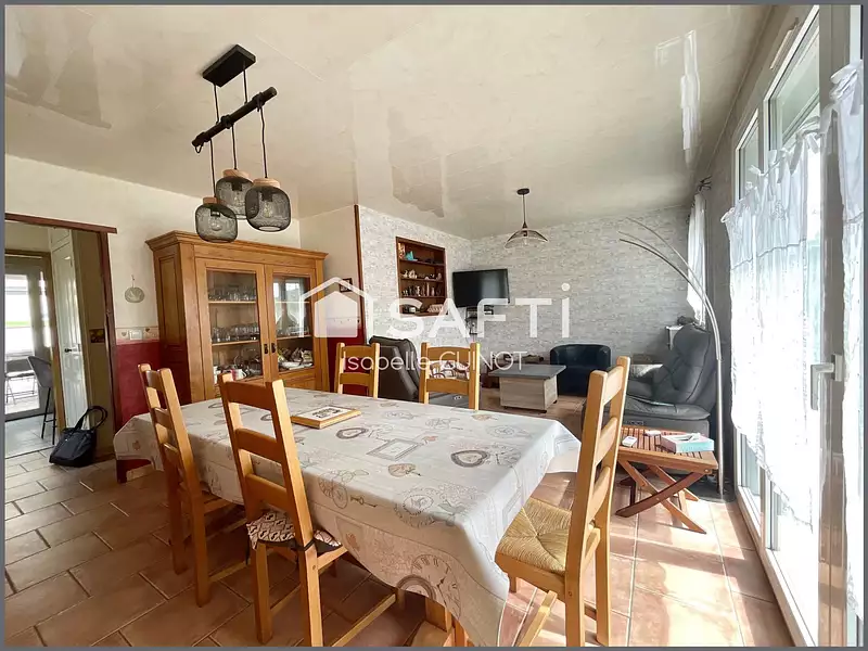 Maison, 93 m²
