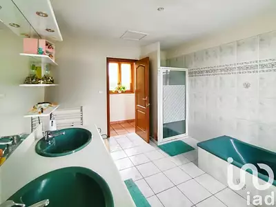 Maison, 187 m²