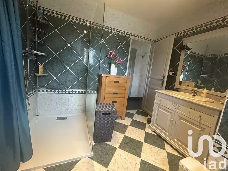 Maison, 195 m²