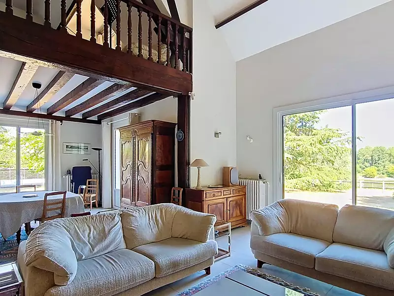 Maison, 211 m²