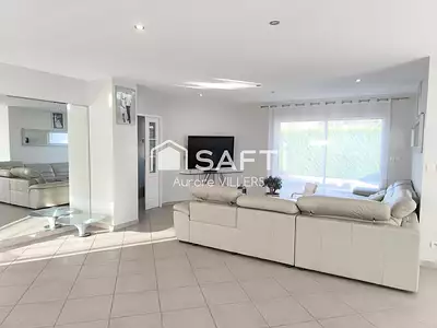 Maison, 242 m²