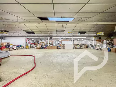Divers, 3 000 m²