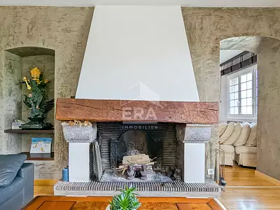 Maison, 225 m²