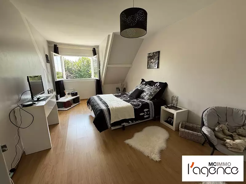 Maison, 170 m²