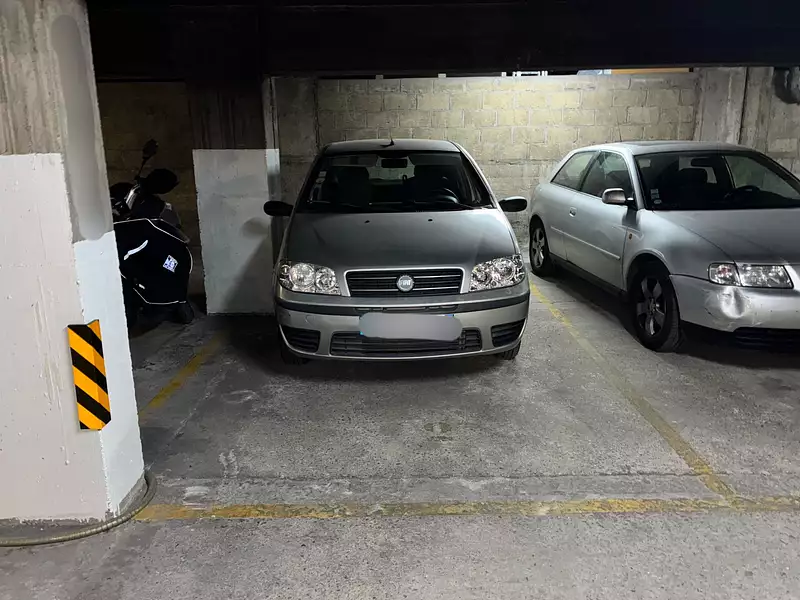 Parking, 16 m²
