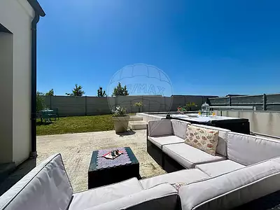Maison, 230 m²