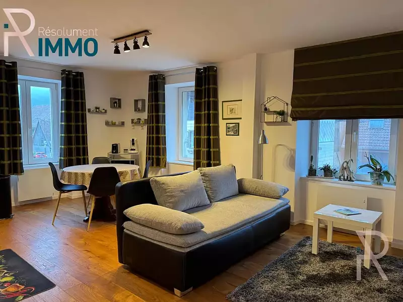 Immeuble, 244,16 m²