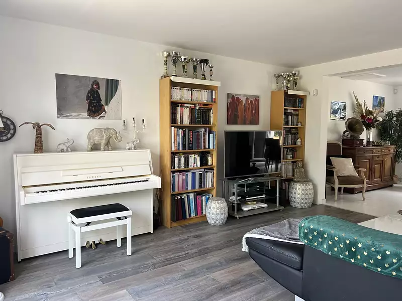 Maison, 160,9 m²