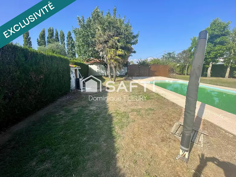 Terrain, 600 m²