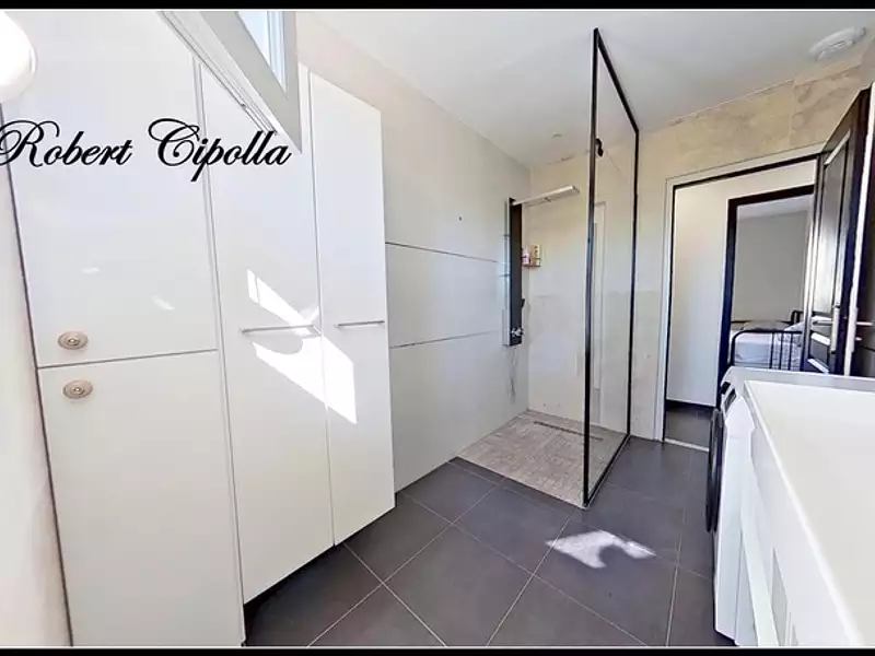 Maison, 185 m²