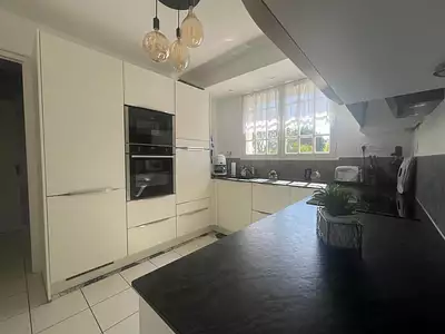 Maison, 142 m²