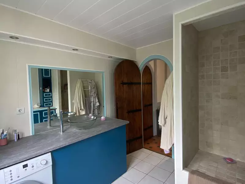 Maison, 196 m²