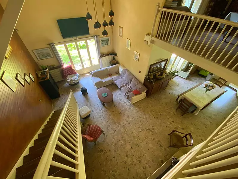 Maison, 330 m²