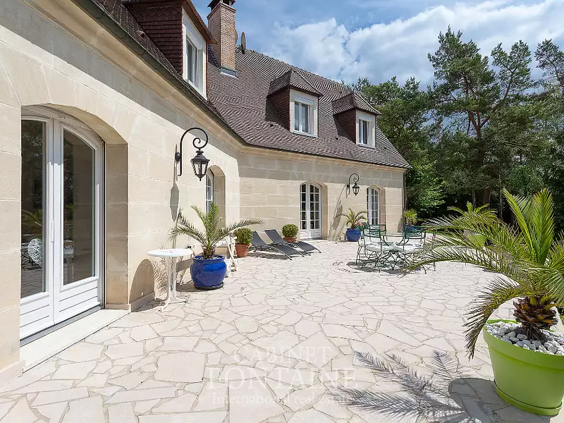 Maison, 297 m²