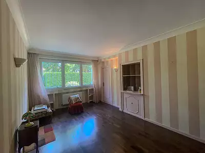 Maison, 240 m²