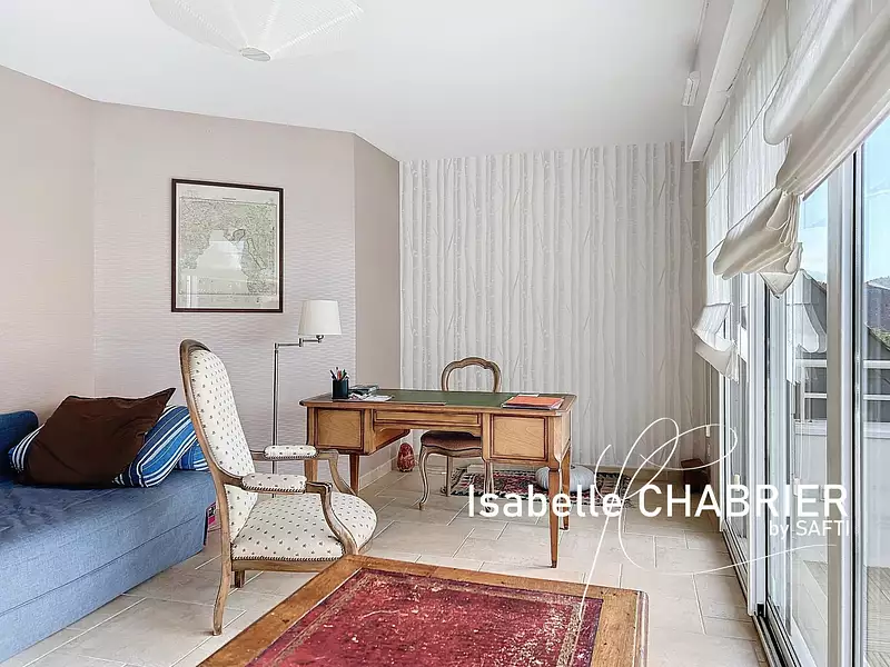 Maison, 244 m²