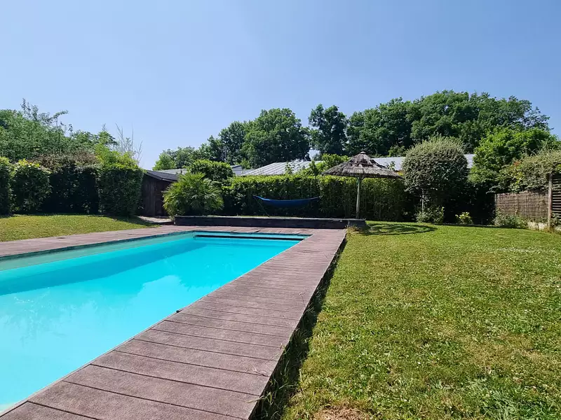 Maison, 241 m²