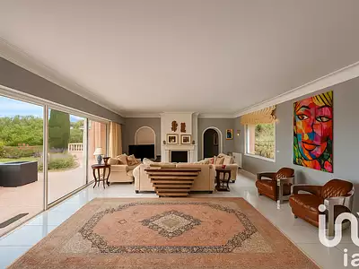 Maison, 320 m²