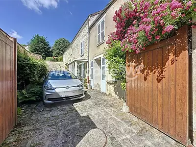 Maison, 280 m²