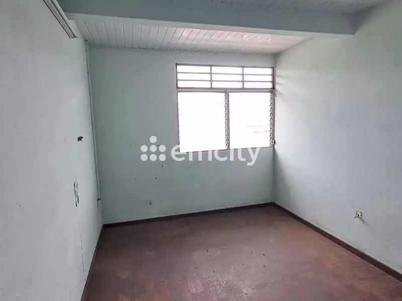 Immeuble, 350 m²