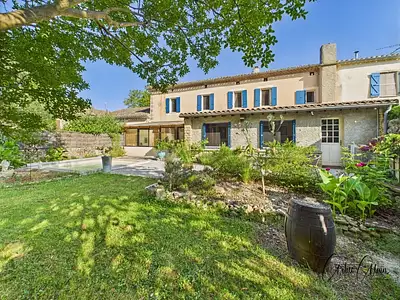 Maison, 220 m²