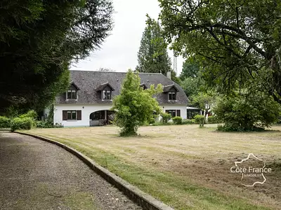Maison, 250 m²