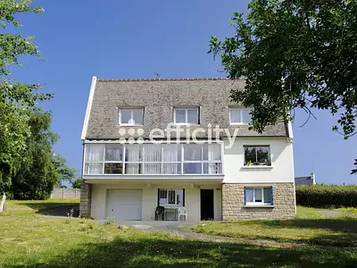 Maison, 226 m²