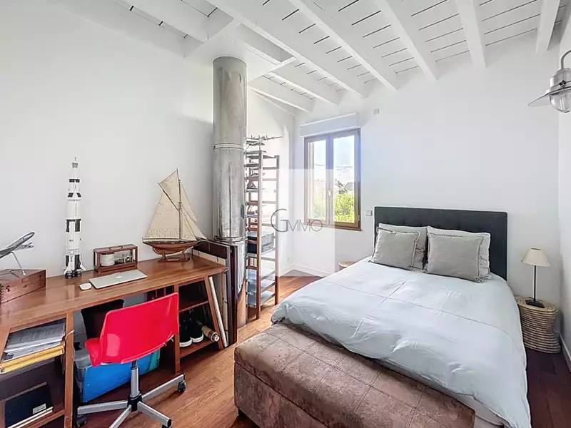 Maison, 185 m²