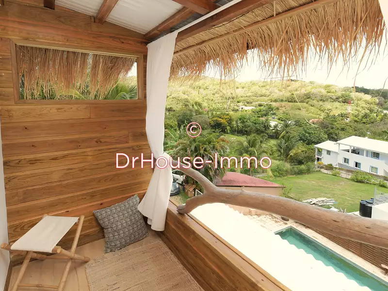 Immeuble, 180 m²
