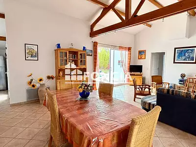 Maison, 99 m²