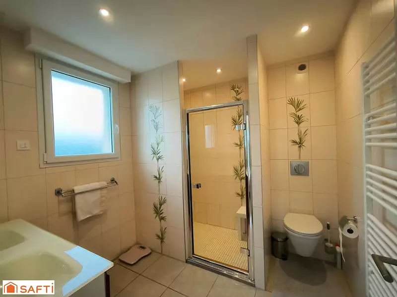 Maison, 174 m²